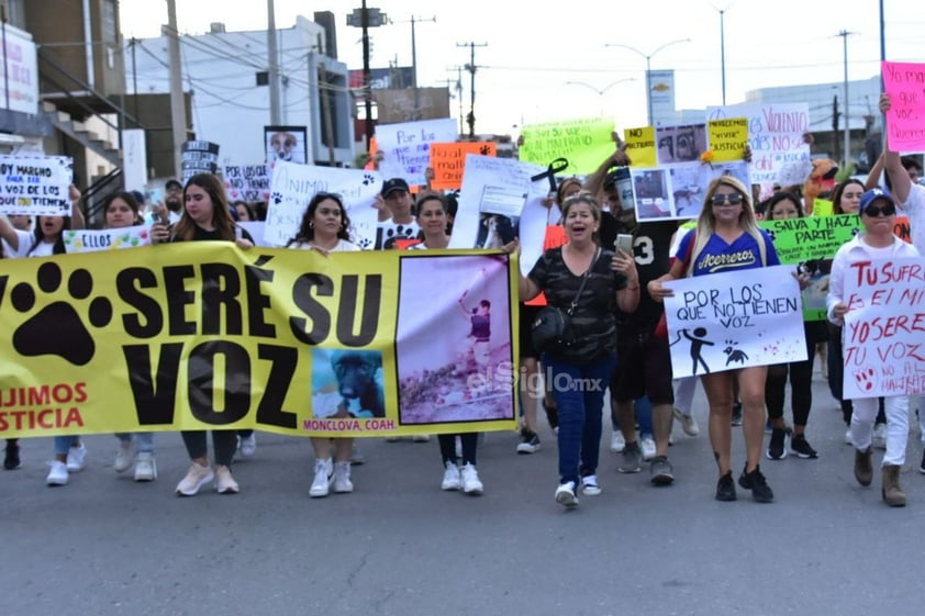 Protestan contra bomberos asesinos de perros en Monclova