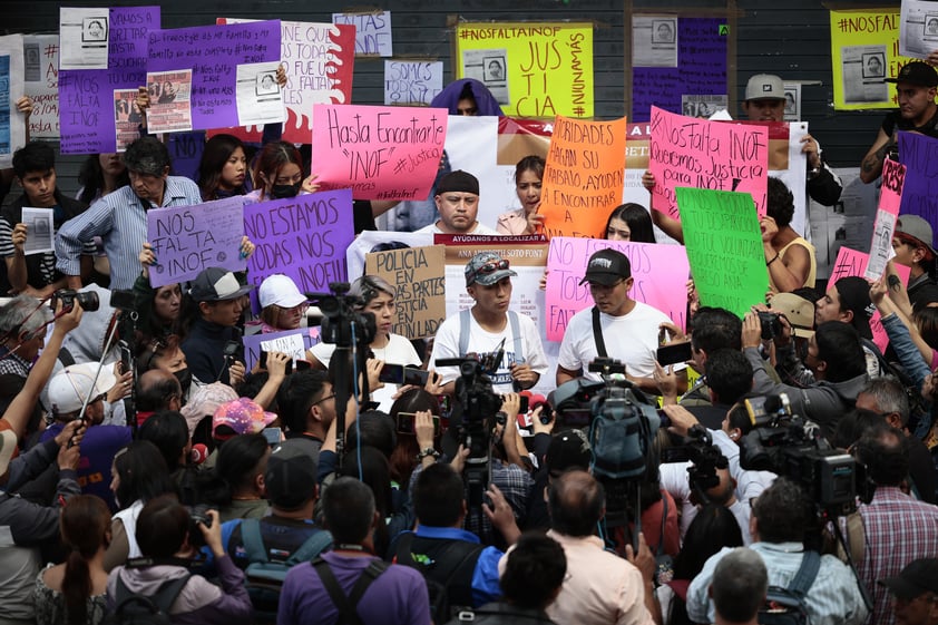 Desaparece rapera 'Inof'; familiares protestan frente a Fiscalía de CDMX