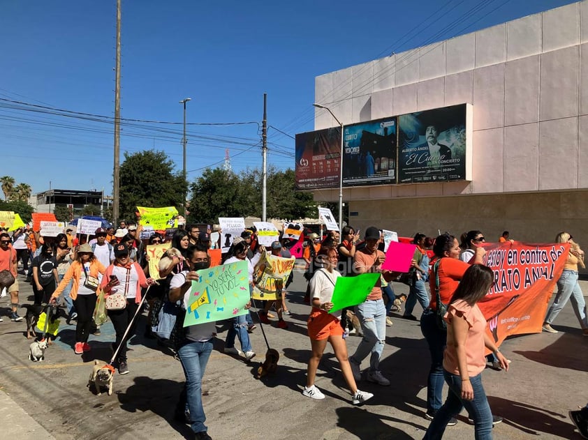 Marchan en Torreón para exigir que se endurezcan penas por maltrato y crueldad animal