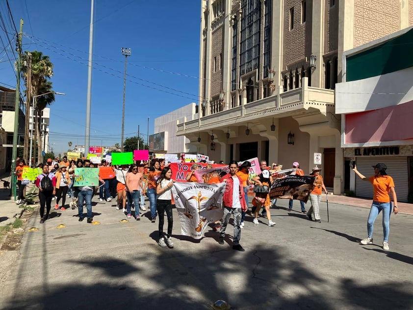 Marchan en Torreón para exigir que se endurezcan penas por maltrato y crueldad animal