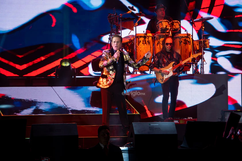 Así se vivió el concierto de Emmanuel en el Coliseo Centenario