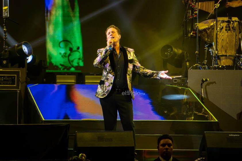 Así se vivió el concierto de Emmanuel en el Coliseo Centenario