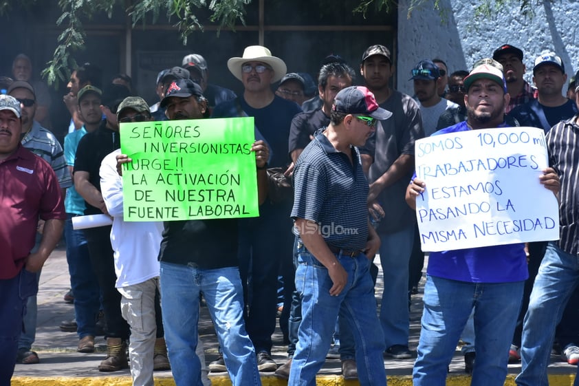 Cede AHMSA y paga a trabajadores