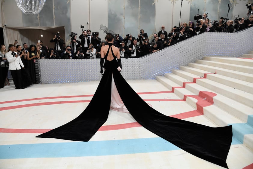 Met Gala 2023 hace homenaje al diseñador Karl Lagerfeld