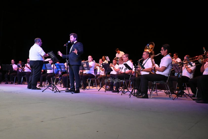 Tenor Bernardo Fierros presta su voz a la canción mexicana en el TIM