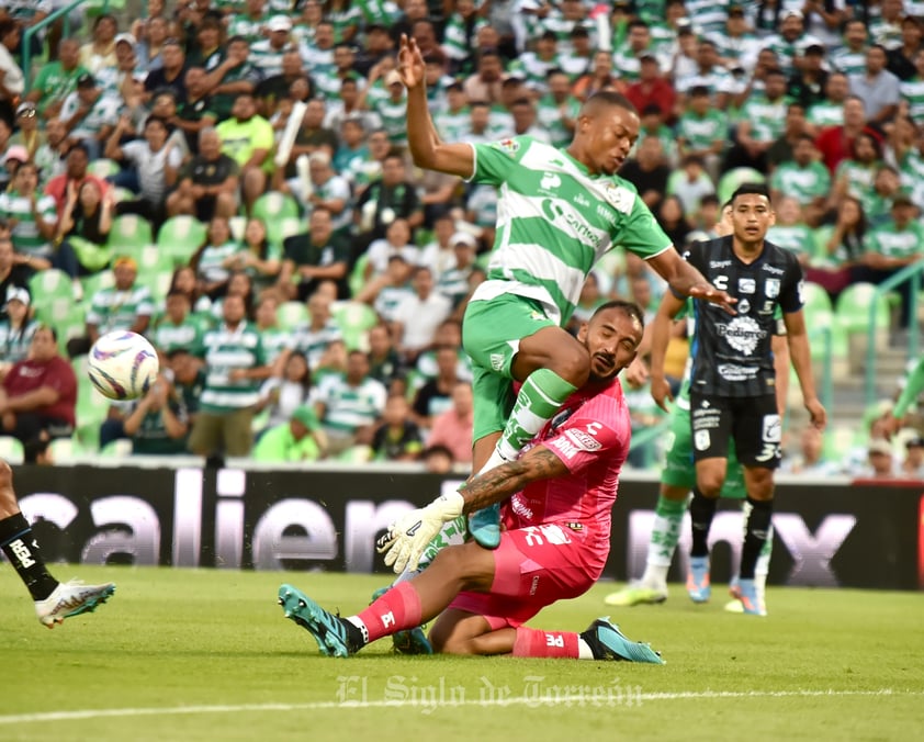 Santos Laguna arranca el Apertura 2023 con derrota ante Querétaro