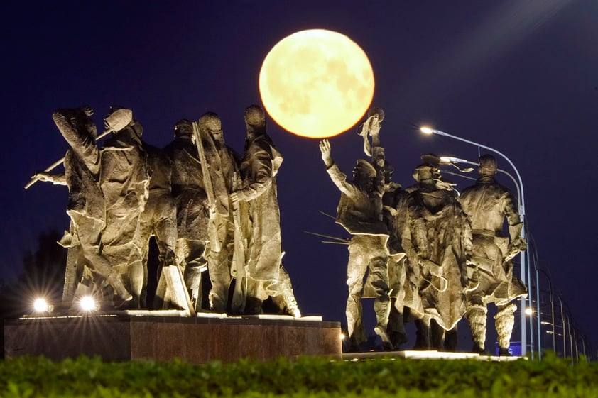 Primera Superluna del año en Atenas y el mundo