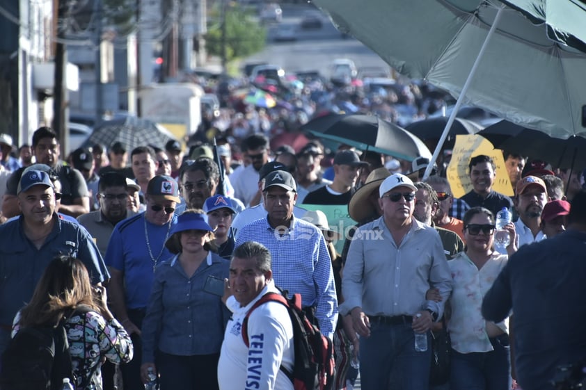 Marchan todos por la reactivación de AHMSA