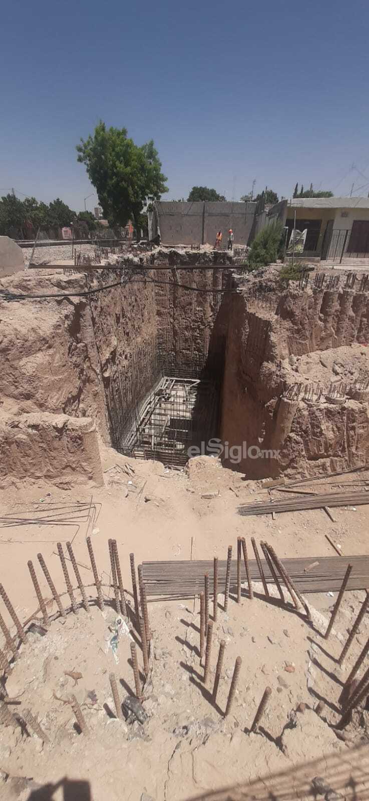 Detenida, así luce actualmente la obra del Desnivel 5 de Mayo en Gómez Palacio