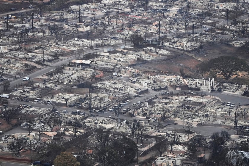 Por incendios, Estados Unidos declara zona de desastre en Hawái