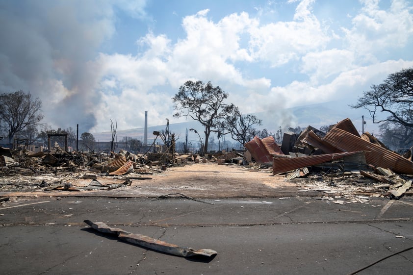 Por incendios, Estados Unidos declara zona de desastre en Hawái