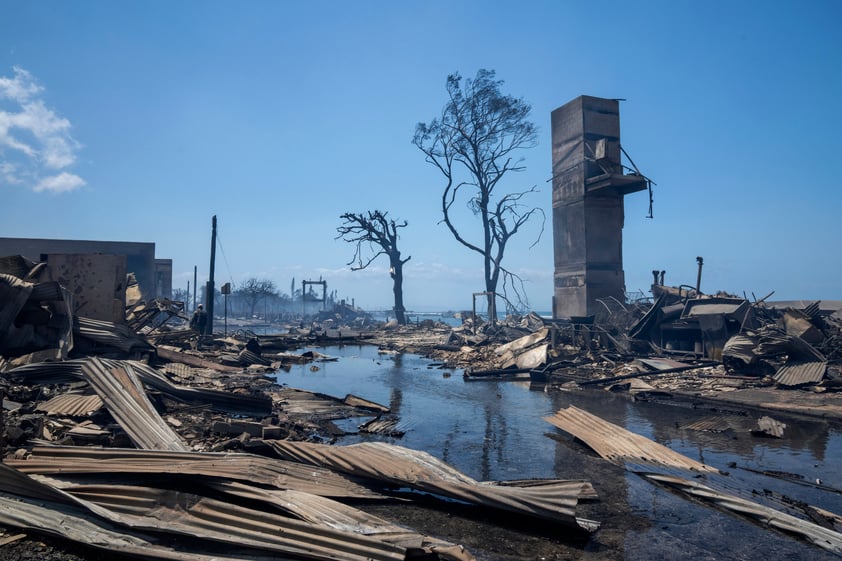 Por incendios, Estados Unidos declara zona de desastre en Hawái