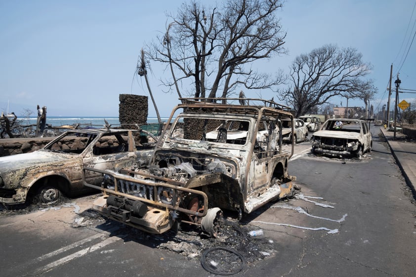 Por incendios, Estados Unidos declara zona de desastre en Hawái