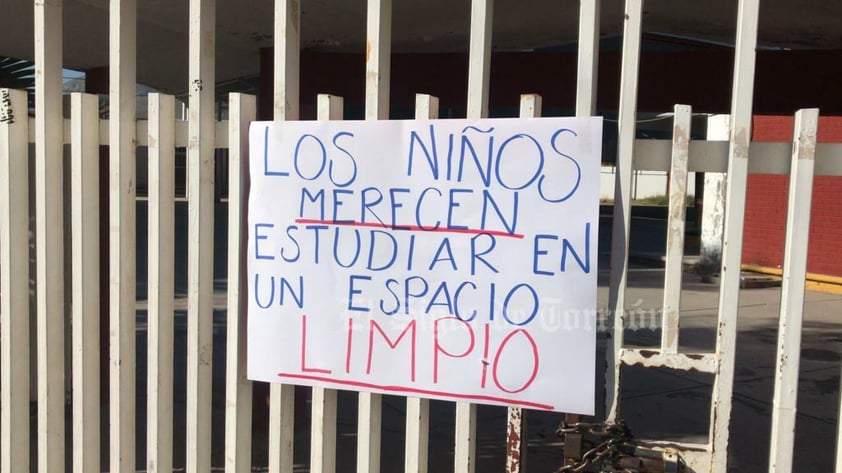 Este lunes 28 de agosto, inició el nuevo ciclo escolar 2023-2024 para más de 600 mil estudiantes de educación básica del estado de Coahuila. A la par, el gobernador de Durango dijo que iniciaron las clases 400 mil niños, niñas y adolescentes en su entidad, y que el día de hoy, tendrán sus nuevos libros de texto gratuitos.