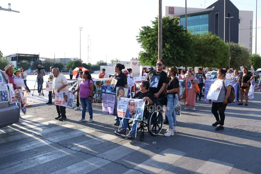 Marchan por los desaparecidos en Torreón