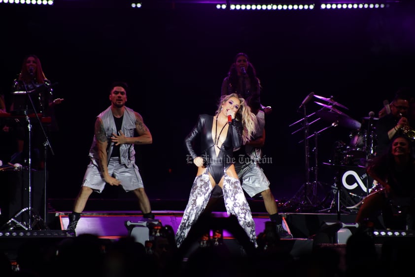 Los fanáticos de la cantante disfrutaron de una noche en completa 'libertad' junto a María José