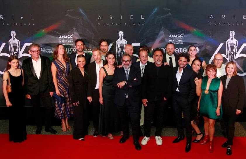 Alejandro González Iñárritu se llevó el Ariel a mejor dirección por Bardo, falsa crónica de unas cuantas verdades, y, sorpresivamente, El norte sobre el vacío, de la directora Alejandra Márquez Abella, fue la ganadora del Ariel a mejor película.