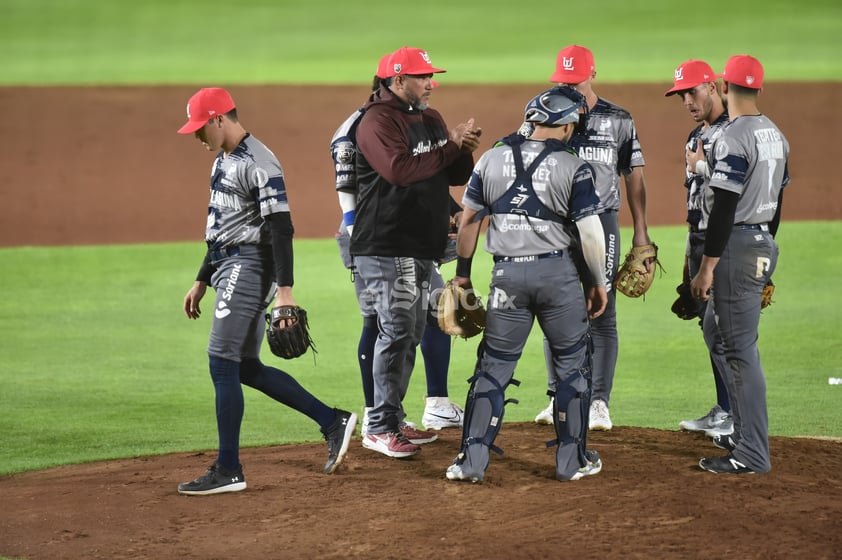 Pericos vence a Algodoneros y se iguala la Serie del Rey