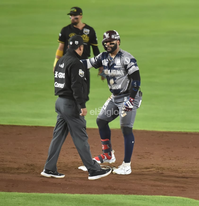 Pericos vence a Algodoneros y se iguala la Serie del Rey