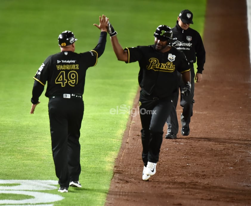 Pericos vence a Algodoneros y se iguala la Serie del Rey