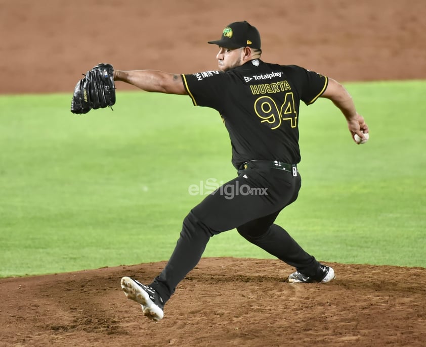 Pericos vence a Algodoneros y se iguala la Serie del Rey