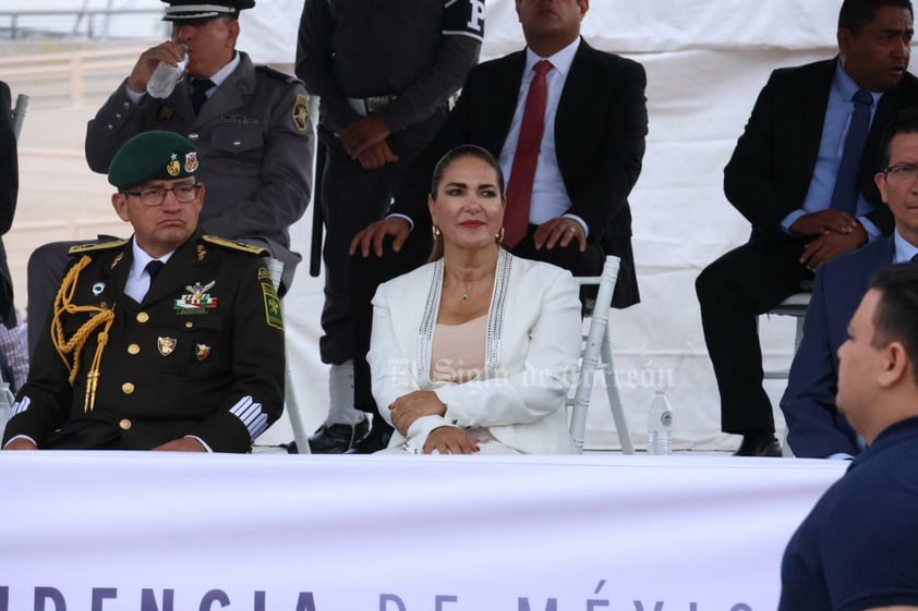 Este 16 de septiembre, se realizó el desfile cívico militar conmemorativo del 213 Aniversario de la Independencia de México en Torreón, el cual tuvo una duración de una hora y 10 minutos, reportando saldo blanco.