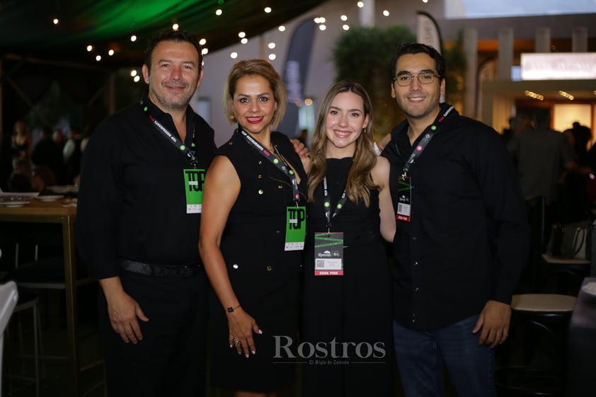 -Jorge Arenal, Angie Lugo, Daniela Dávila y Jesús Mijares