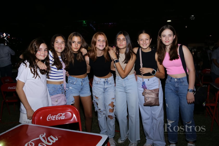 -Alexa, Victoria, Valentina, Regina, Luisa María, Arantza y Luisa