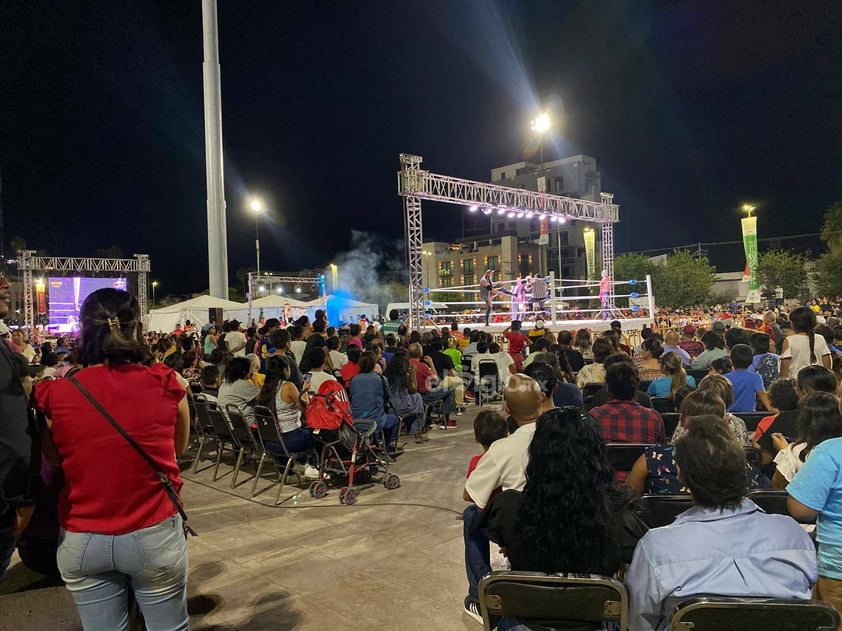 Plaza Mayor tiene gran función gratuita de lucha libre por aniversario 116 de Torreón