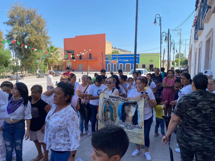 Marchan una vez más en las calles de Mapimí para exigir justicia por 'Doris'