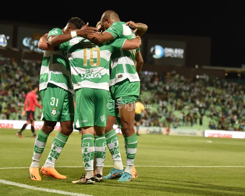 Santos Laguna vence a Xolos de Tijuana