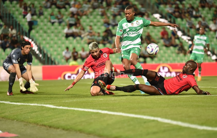 Santos Laguna vence a Xolos de Tijuana