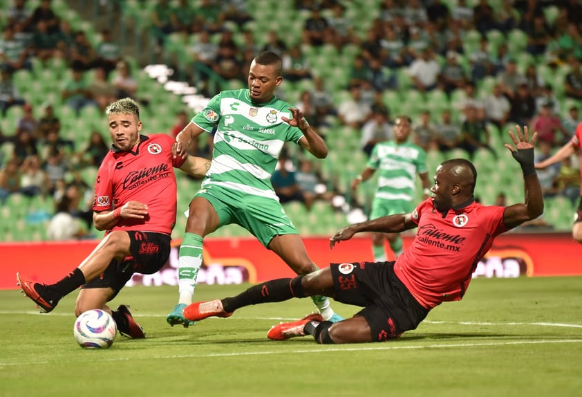 Santos Laguna vence a Xolos de Tijuana