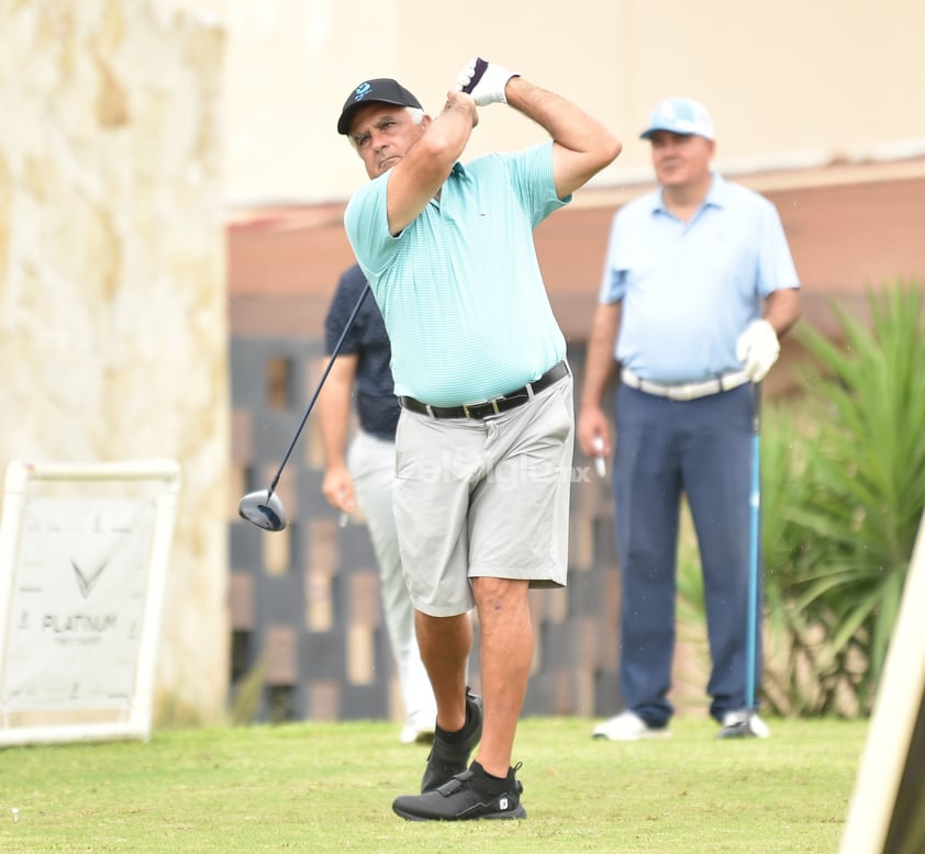 Inicia categoría Campeonato en Anual de Golf del Campestre Torreón