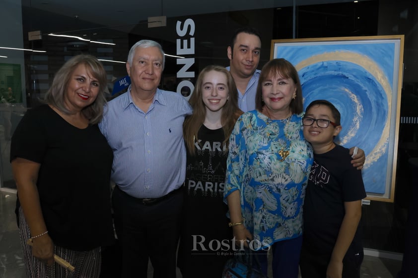 -Libertad, Óscar, Elena, Enrique, Adoración y Jesús.