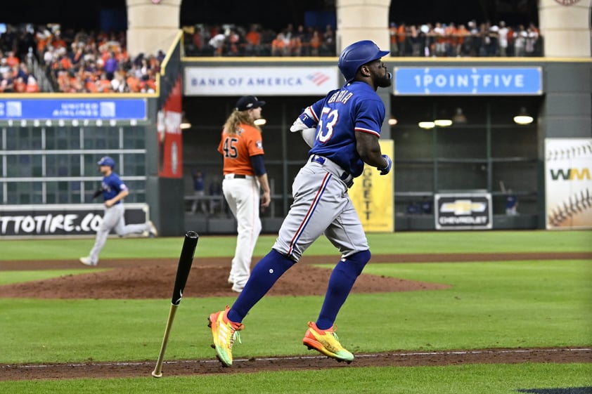 Rangers empataron la Serie por la Americana