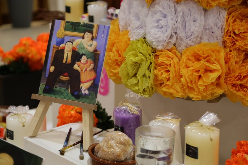 Dedican altar de muertos al pintor colombiano Fernando Botero en Torreón