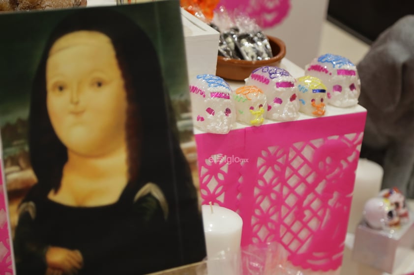 Dedican altar de muertos al pintor colombiano Fernando Botero en Torreón