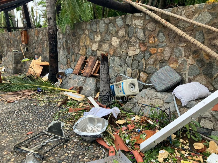 Afectaciones del huracán Otis en Acapulco, Guerrero