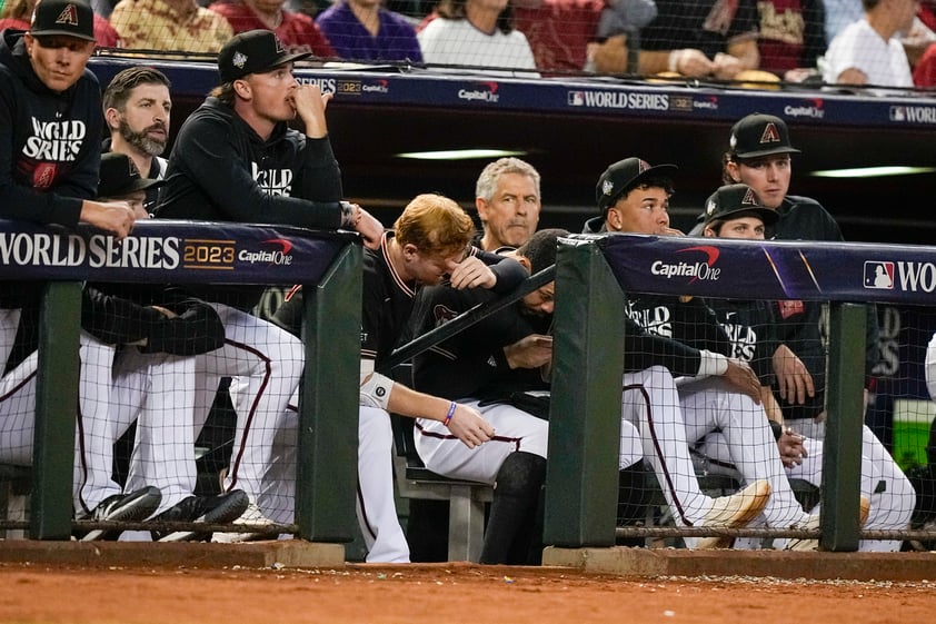 Rangers de Texas acarician el campeonato en la noche de Halloween