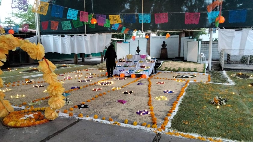 Altar de la Primaria Nazario Ortiz Garza.