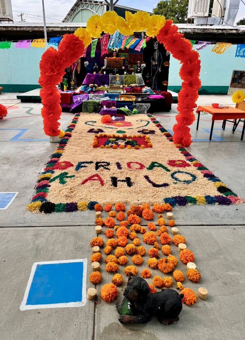 Altar del Jardín de Niños Enrique Gonzalez Martínez T.M.