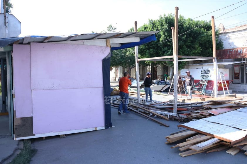 Instalación de Mercadito Navideño