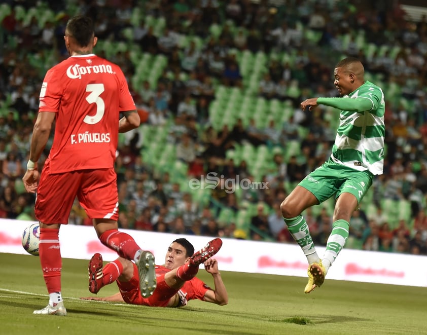 Santos derrotan en el Corona a Toluca y sueña con el Play In del Apertura 2023