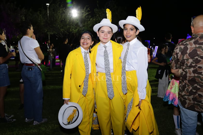 -Ana Lucia Chacón, Daniela Valles e Isabela Gallegos