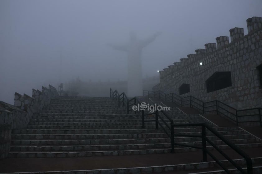 Neblina sorprende a laguneros