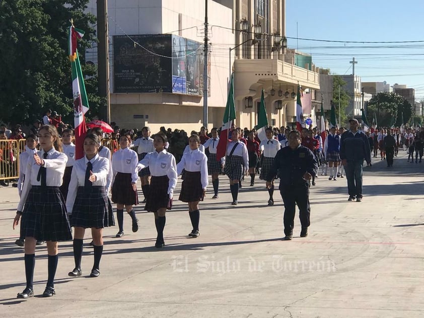 Desfile en conmemoración de la Revolución Mexicana en Torreón