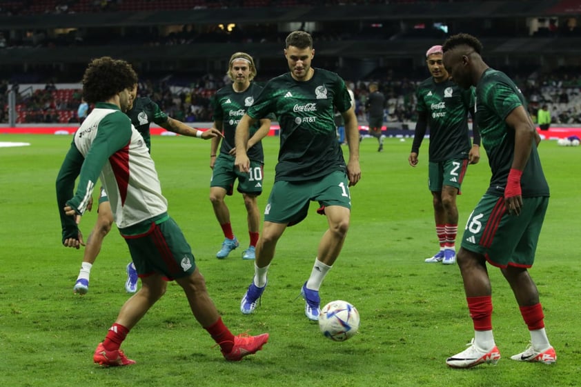 EUM20231121DEP05.JPG 
CIUDAD DE MÉXICO. Soccer/Futbol-Selección Mexicana.- 21 de noviembre de 2023. Aspectos del calentamiento de la Selección mexicana previo al partido contra Honduras de los cuartos de final de la Concacaf Nations League. Foto: Agencia EL UNIVERSAL/Carlos Mejía/EELG