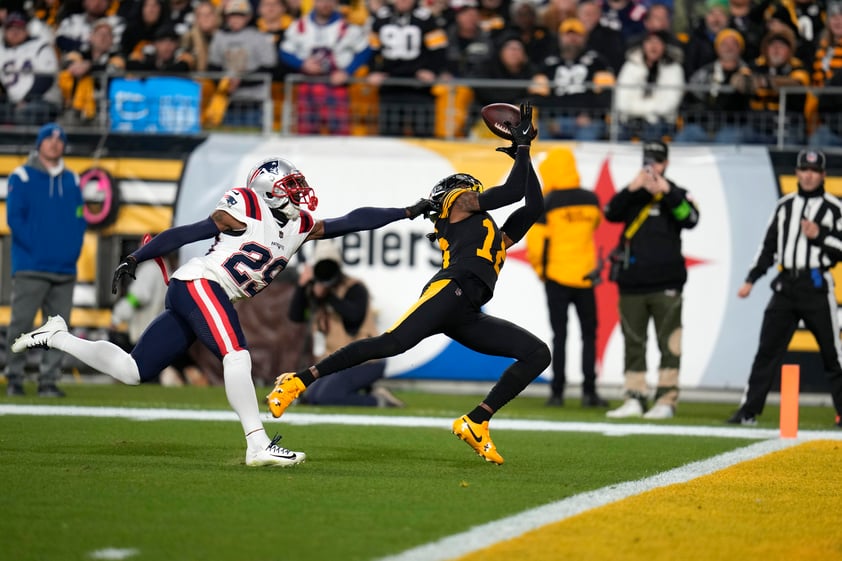 Patriots sorprende y triunfa sobre Steelers