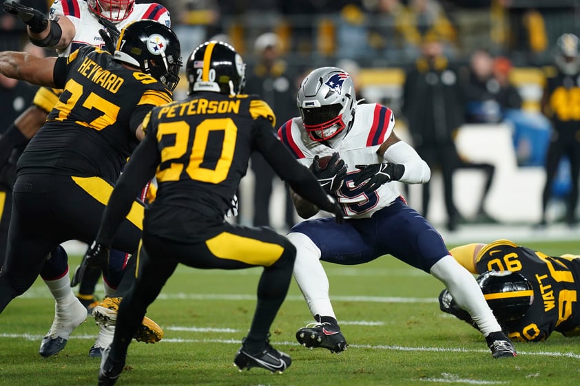 Patriots sorprende y triunfa sobre Steelers